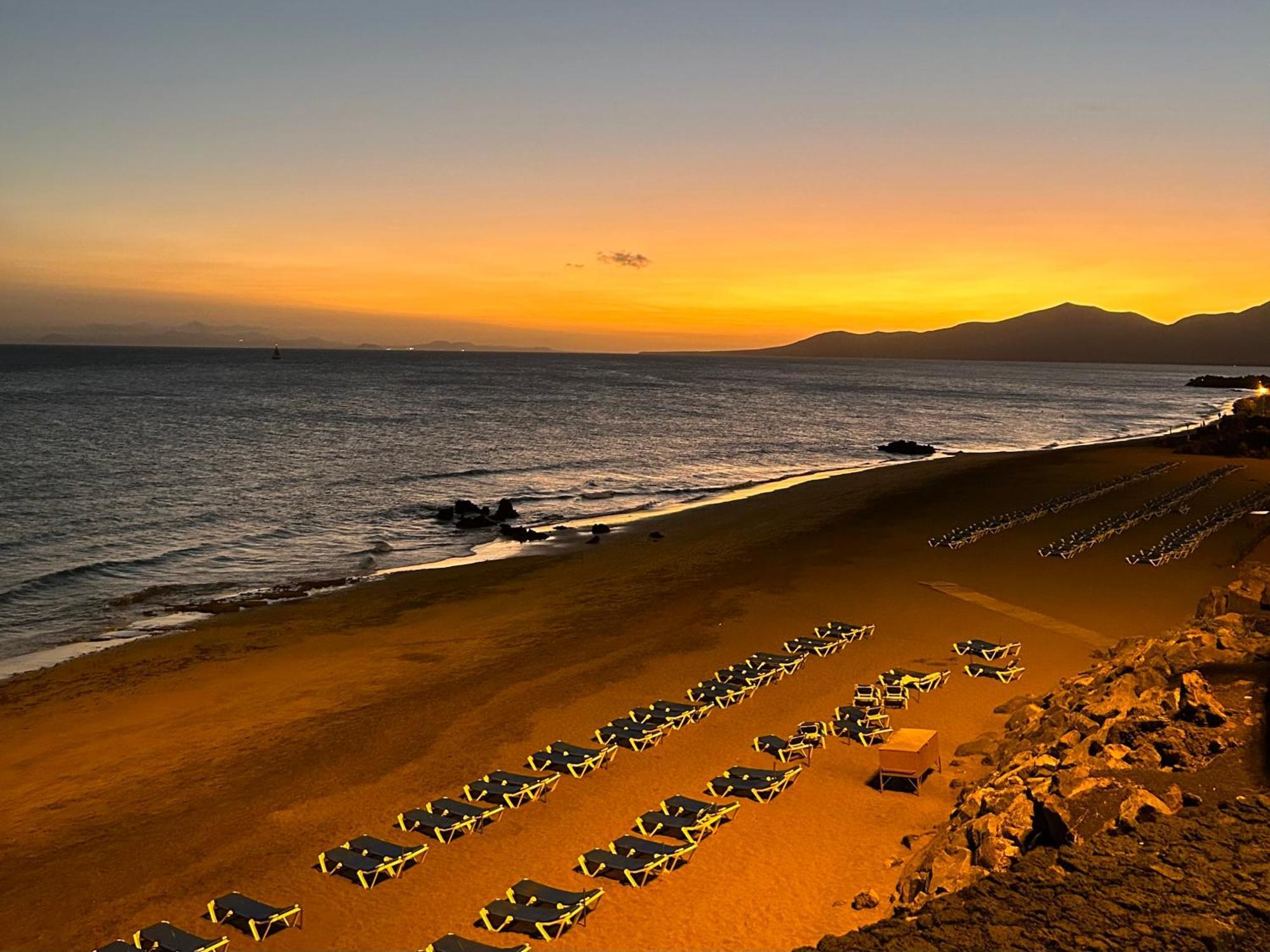 Long Beach Apartment Puerto Del Carmen بويرتو ذيل كارمين المظهر الخارجي الصورة